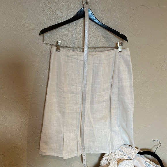 Kay Unger 2 piece suit with zip-up jacket - Picture 3 of 12